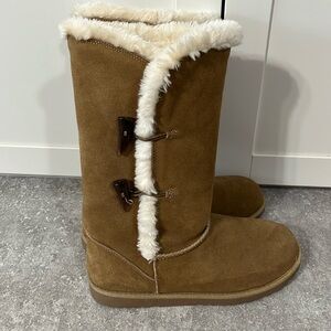 NWOT women size 9 boots